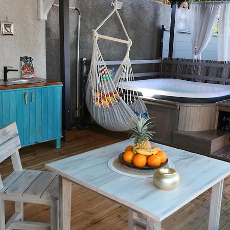 Ba Bap Lodge en duo Baie-Mahault Extérieur photo